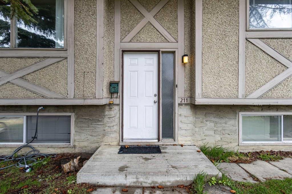 Picture of 211 Marlyn Place NE, Calgary Real Estate Listing