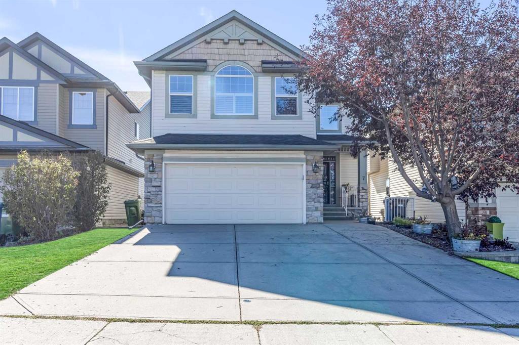 Picture of 7 Pantego Rise NW, Calgary Real Estate Listing