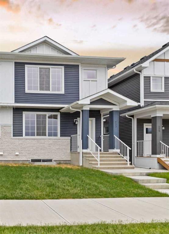 Picture of 233 Creekside Drive SW, Calgary Real Estate Listing