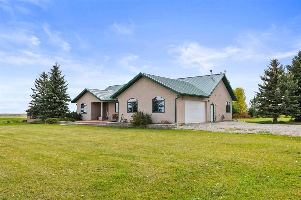 Picture of 231020 Range Road 250 Road , Rural Wheatland County Real Estate Listing