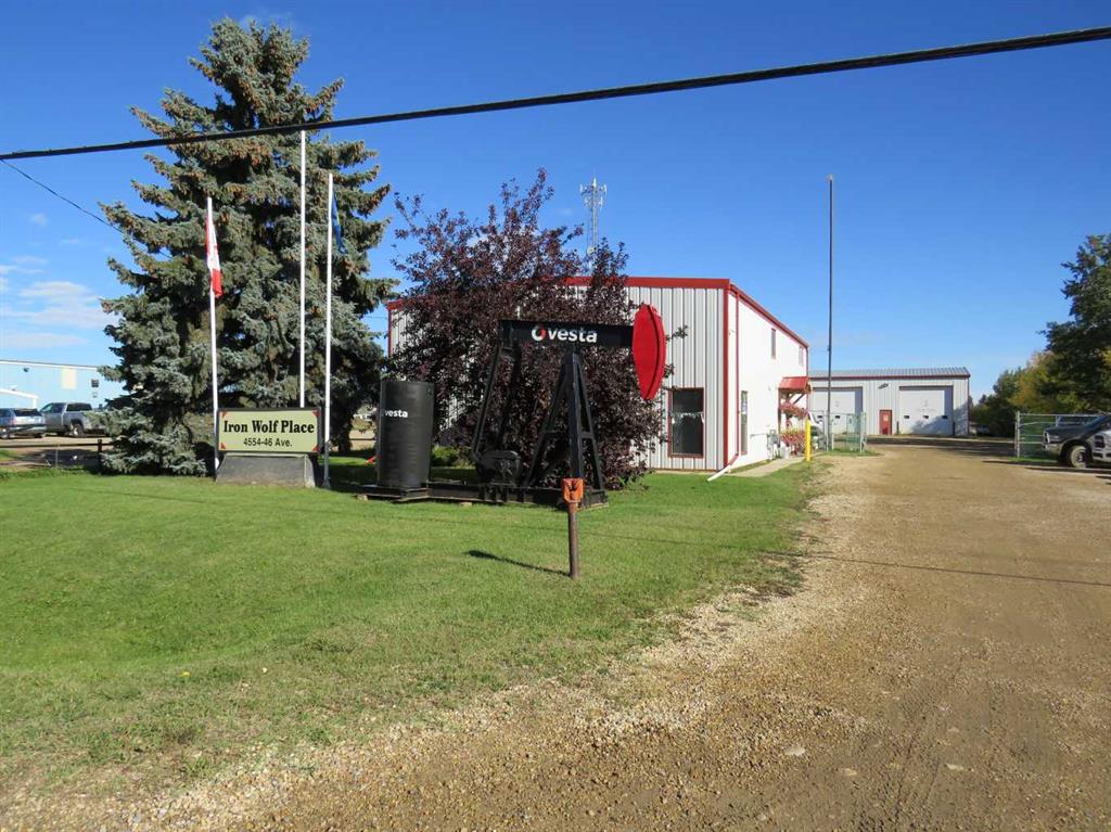 Picture of 4554 45 Ave.  , Lacombe Real Estate Listing