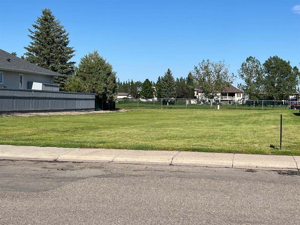 Picture of 105 Fairway Drive , Coaldale Real Estate Listing