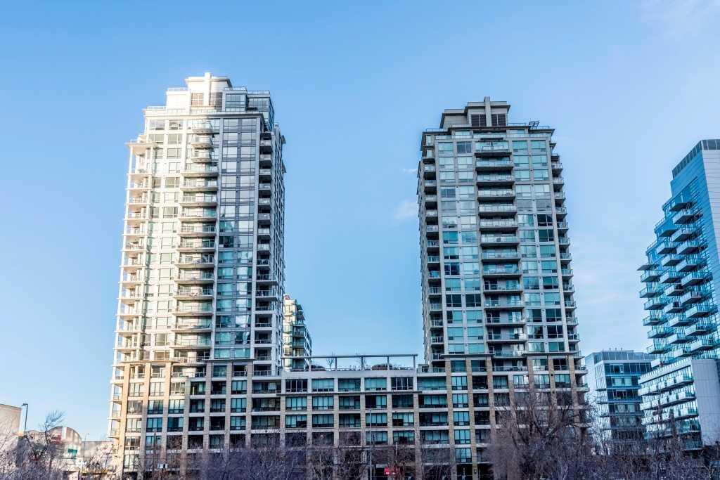 Picture of 1615, 222 Riverfront Avenue SW, Calgary Real Estate Listing