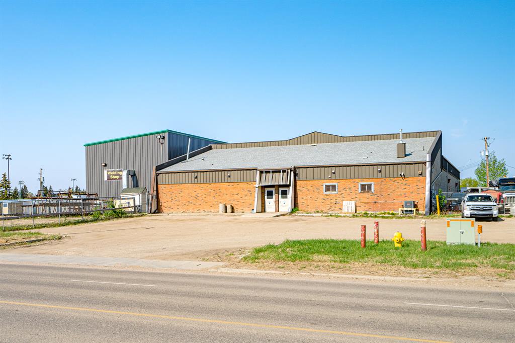 Picture of 4702 40 Avenue , Lloydminster Real Estate Listing