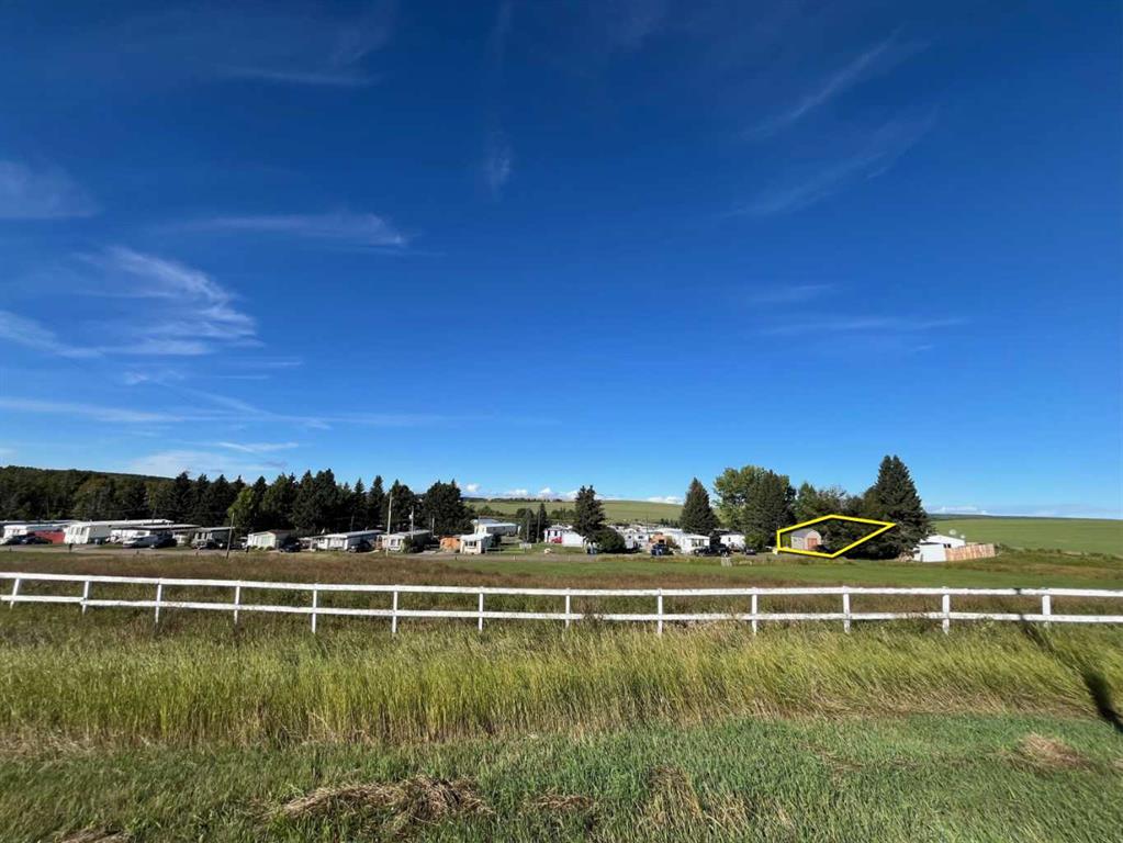 Picture of 15, 110 Highway 22  , Cremona Real Estate Listing