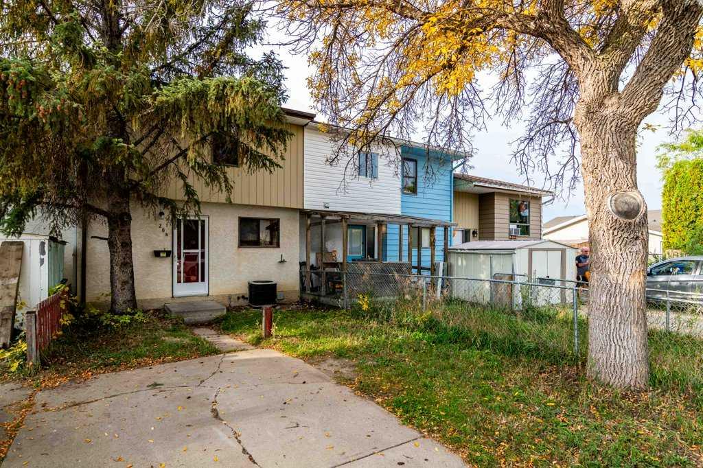 Picture of 204 Cooney Road SE, Medicine Hat Real Estate Listing