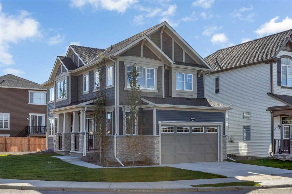 Picture of 901 Windsong Drive SW, Airdrie Real Estate Listing