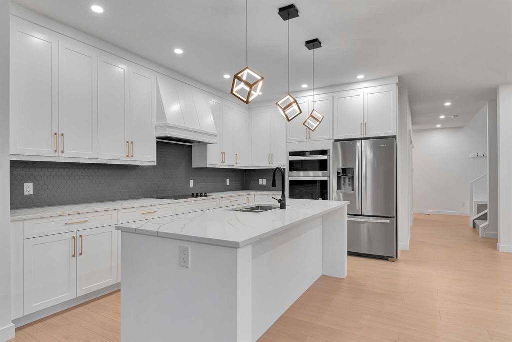 Picture of 44 Auburn Glen Lane SE, Calgary Real Estate Listing