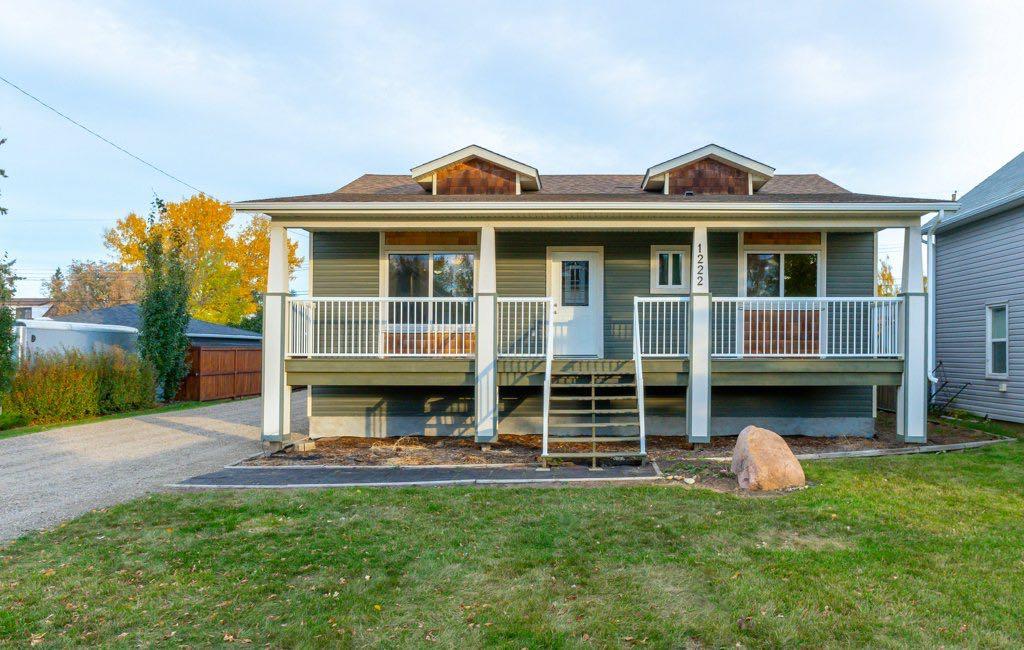 Picture of 1222 Osler Street , Carstairs Real Estate Listing