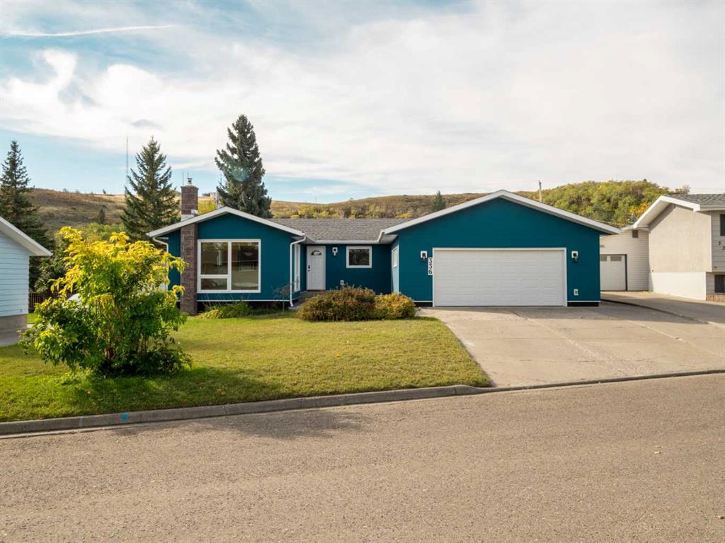 Picture of 336 Canyon Crescent , Pincher Creek Real Estate Listing