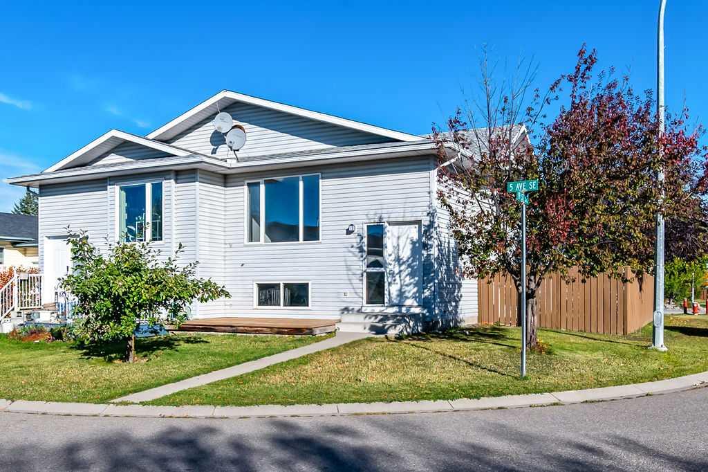 Picture of 1810 5 Avenue SE, High River Real Estate Listing