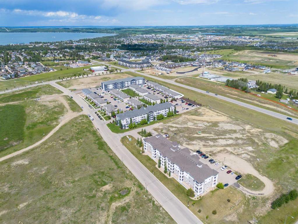 Picture of 314, 3 Broadway Rise  , Sylvan Lake Real Estate Listing