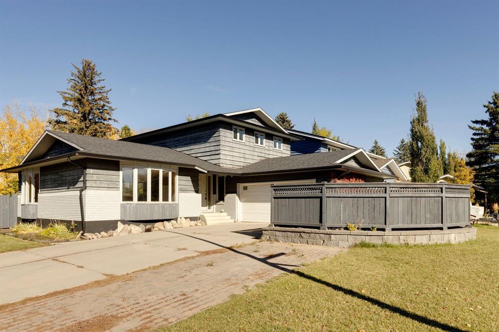 Picture of 128 Deer Side Place SE, Calgary Real Estate Listing