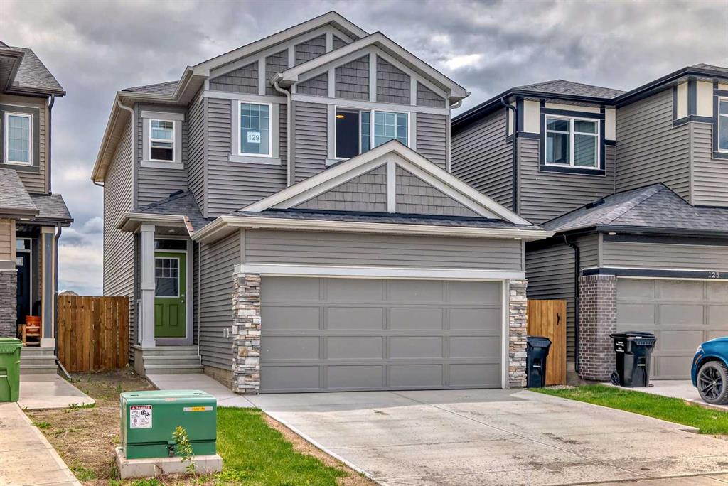 Picture of 129 Legacy Glen Circle SE, Calgary Real Estate Listing