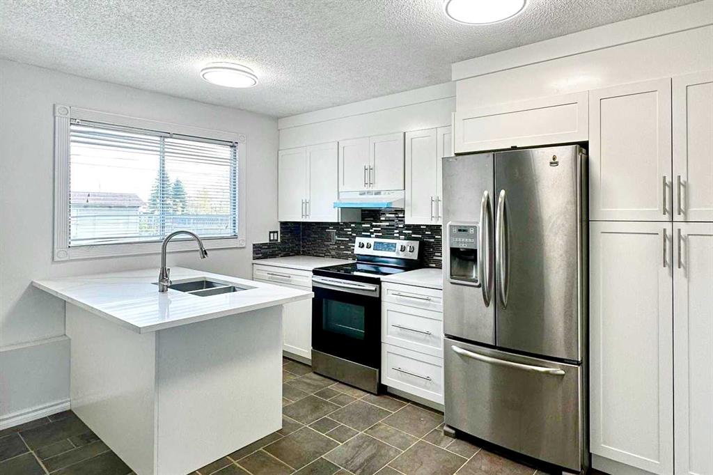 Picture of 74 Pennsburg Way SE, Calgary Real Estate Listing