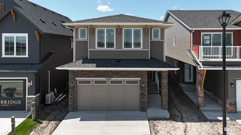 Picture of 1309 Bayview Point SW, Airdrie Real Estate Listing