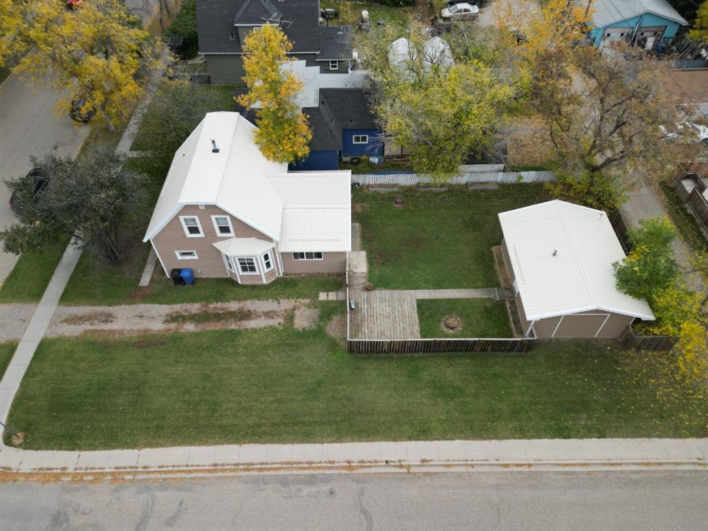 Picture of 2219 22 Street , Nanton Real Estate Listing