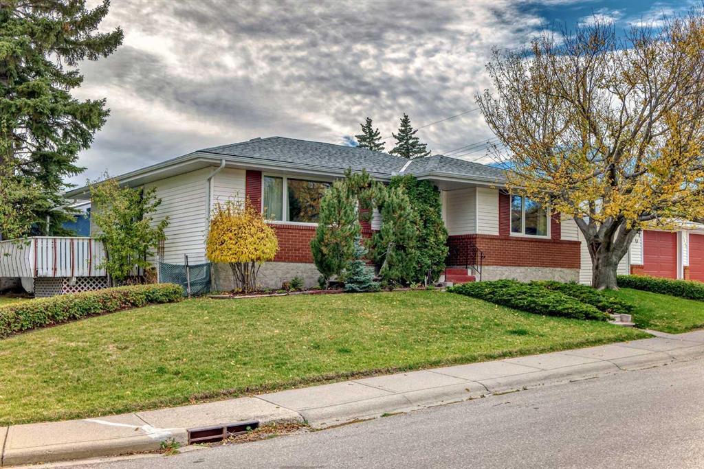 Picture of 1107 Hunterston Hill NW, Calgary Real Estate Listing