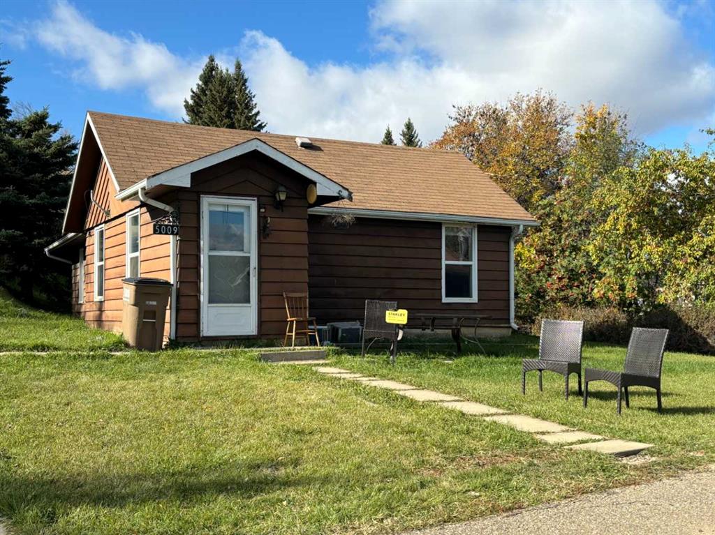 Picture of 5009 48 Avenue  , Athabasca Real Estate Listing