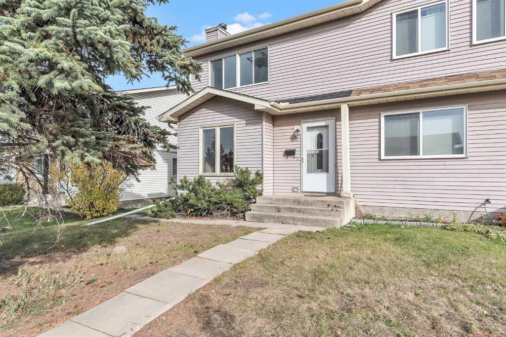 Picture of 231 Sandstone Road NW, Calgary Real Estate Listing