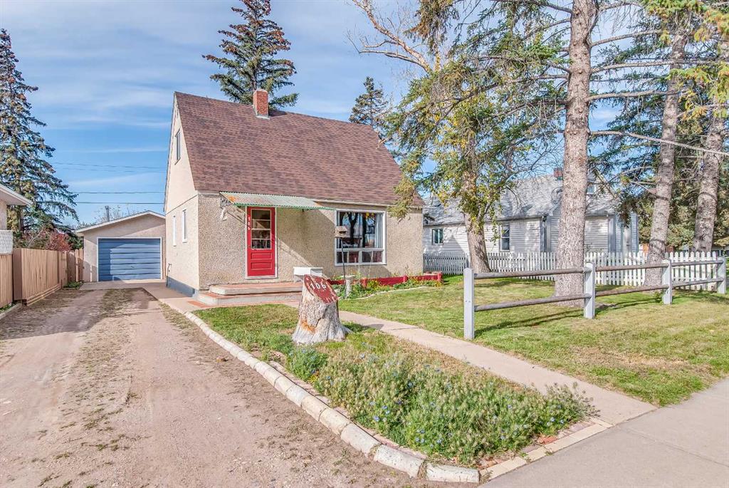 Picture of 106 2 Street SE, Redcliff Real Estate Listing