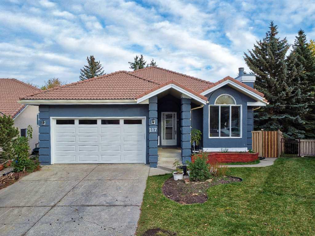 Picture of 217 Sirocco Place SW, Calgary Real Estate Listing