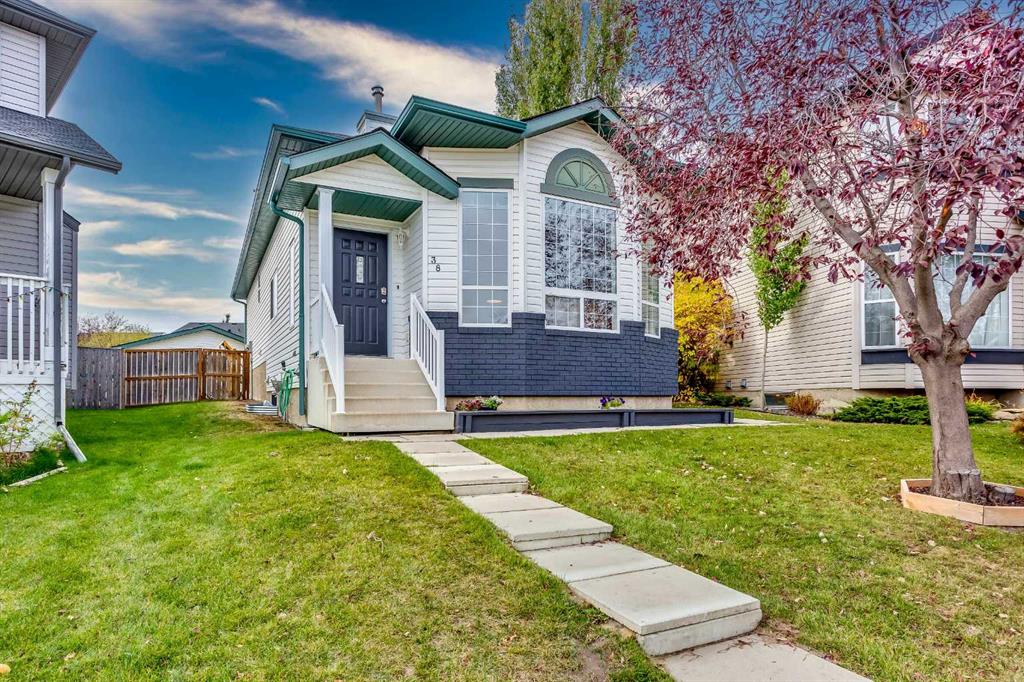 Picture of 38 Coville Square NE, Calgary Real Estate Listing