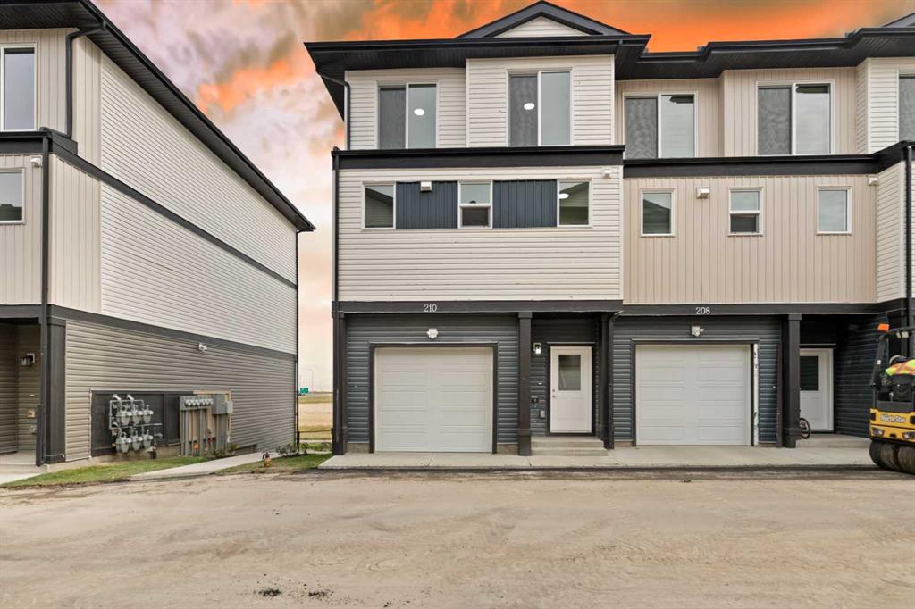 Picture of 210 Corner Meadows Square NE, Calgary Real Estate Listing