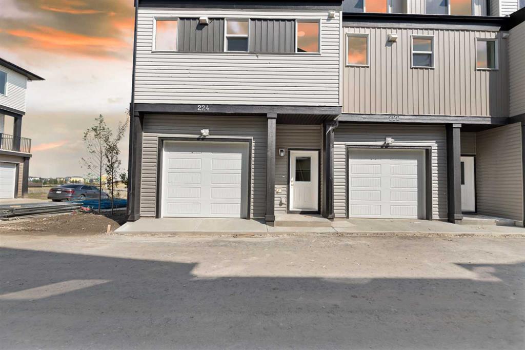 Picture of 224 Corner Meadows  NE, Calgary Real Estate Listing