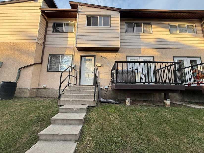 Picture of 14, 4531 7 Avenue SE, Calgary Real Estate Listing