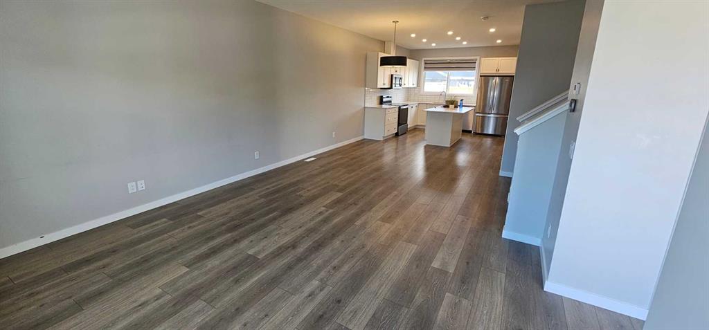 Picture of 534 corner meadows way ne Meadows E, Calgary Real Estate Listing