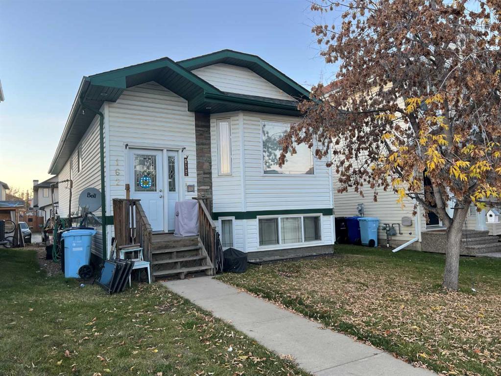 Picture of 162 Pacific Crescent , Fort McMurray Real Estate Listing