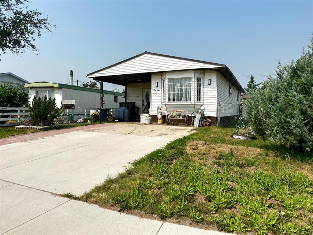 Picture of 9702 101 Avenue , Clairmont Real Estate Listing