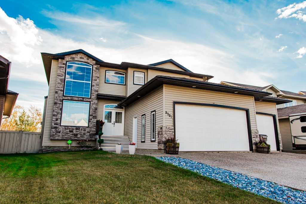 Picture of 9305 Lakeshore Court  , Grande Prairie Real Estate Listing