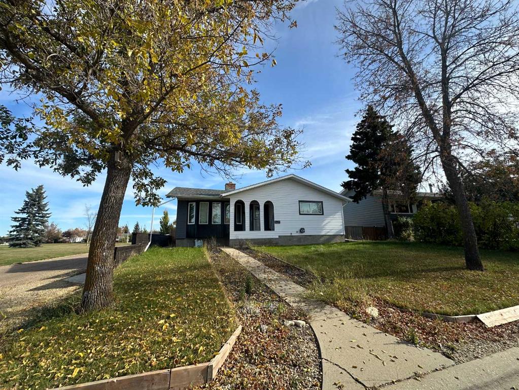 Picture of 5421 51 Street , Camrose Real Estate Listing