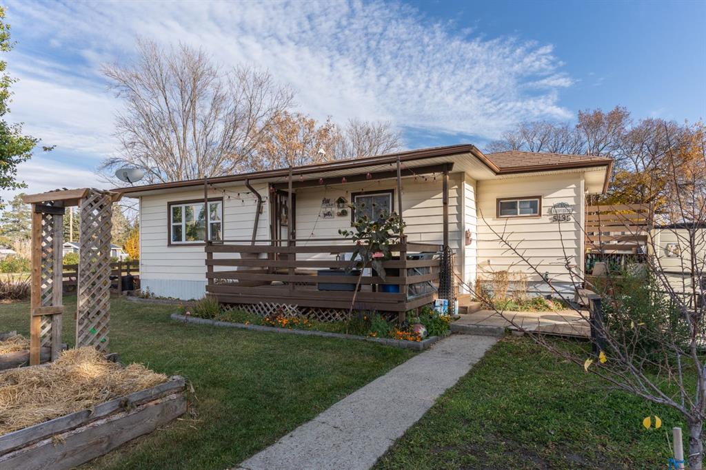 Picture of 5135 52 Avenue  , Bashaw Real Estate Listing