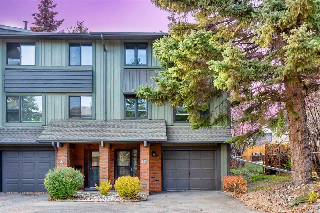 Picture of 22, 10030 Oakmoor Way SW, Calgary Real Estate Listing