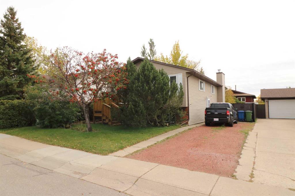 Picture of 13 Big Springs Drive SE, Airdrie Real Estate Listing