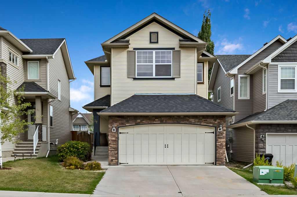 Picture of 32 Silverado Saddle Court SW, Calgary Real Estate Listing