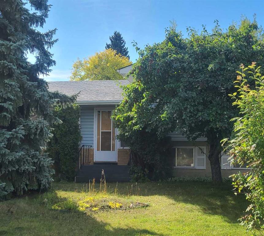 Picture of 28 McKee Close E, Red Deer Real Estate Listing