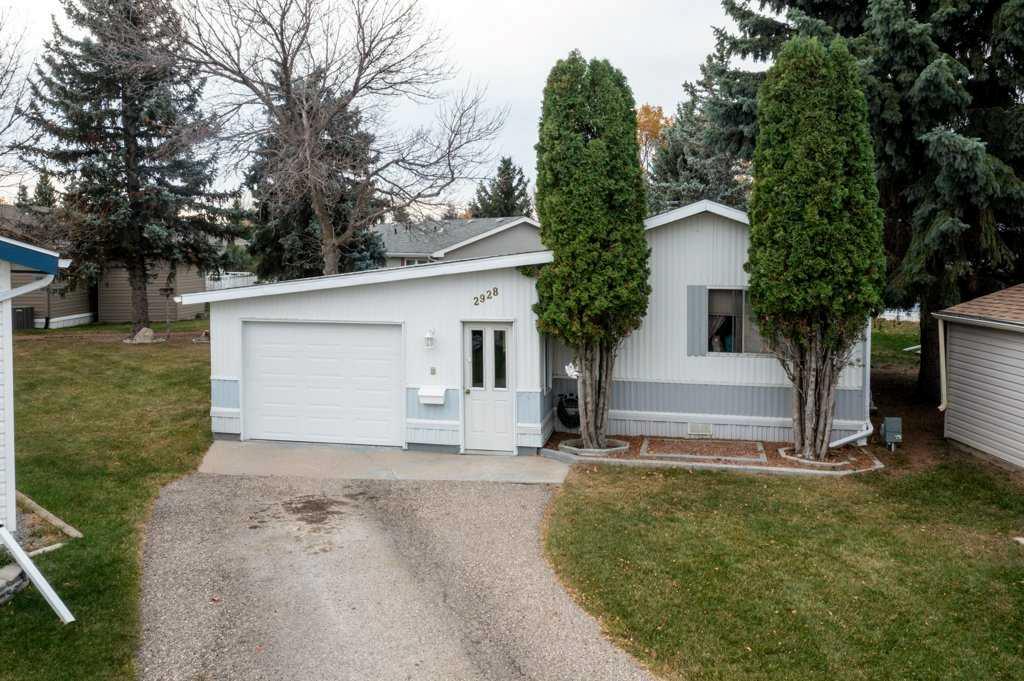 Picture of 2928 31 Avenue S, Lethbridge Real Estate Listing