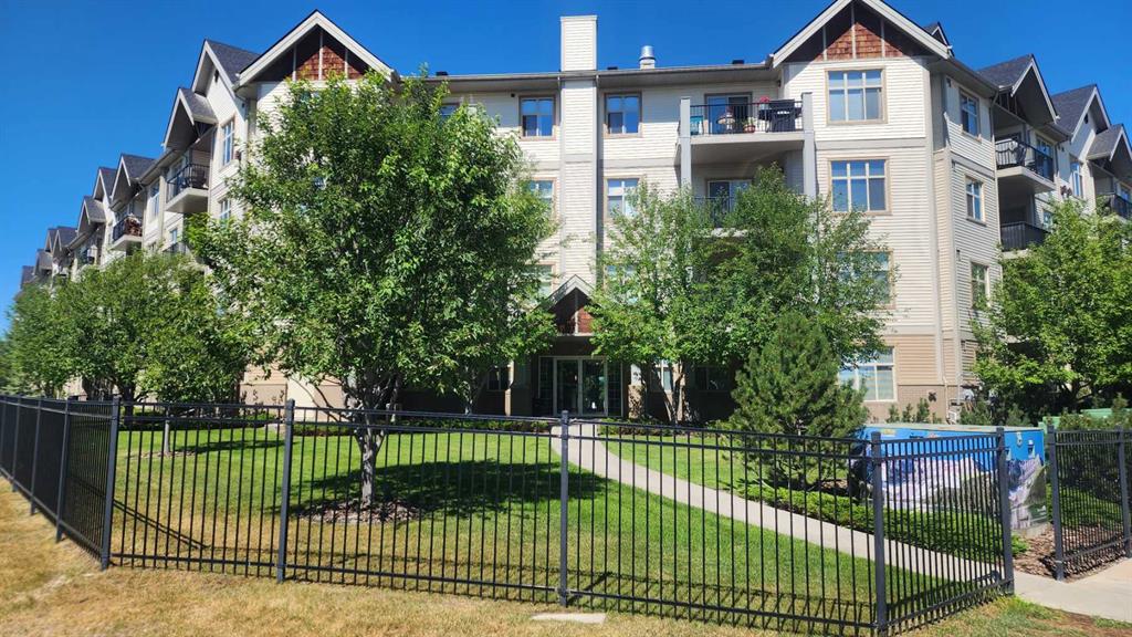 Picture of 305, 100 Lakeway Boulevard , Sylvan Lake Real Estate Listing