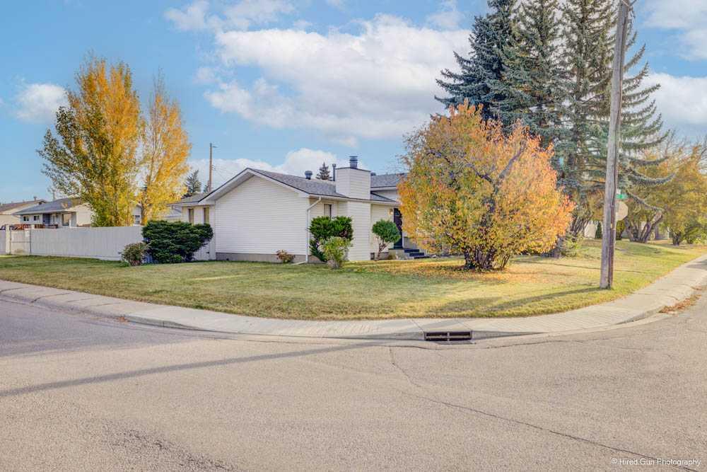 Picture of 4802 Forego Avenue SE, Calgary Real Estate Listing