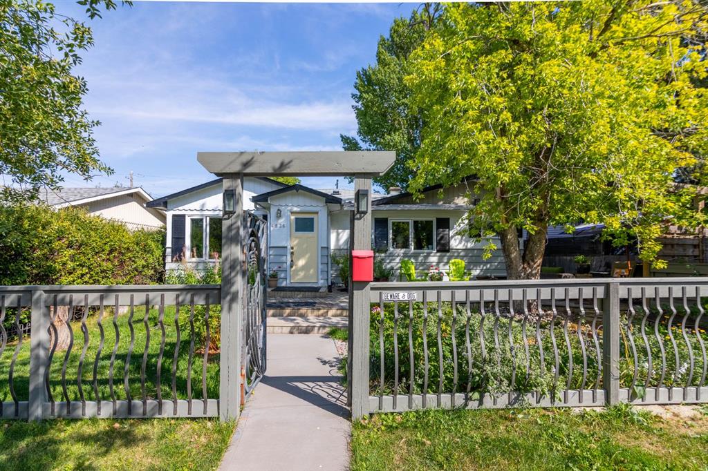 Picture of 4836 Montana Crescent NW, Calgary Real Estate Listing