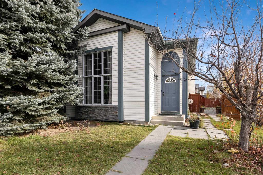 Picture of 36 Covington Close NE, Calgary Real Estate Listing