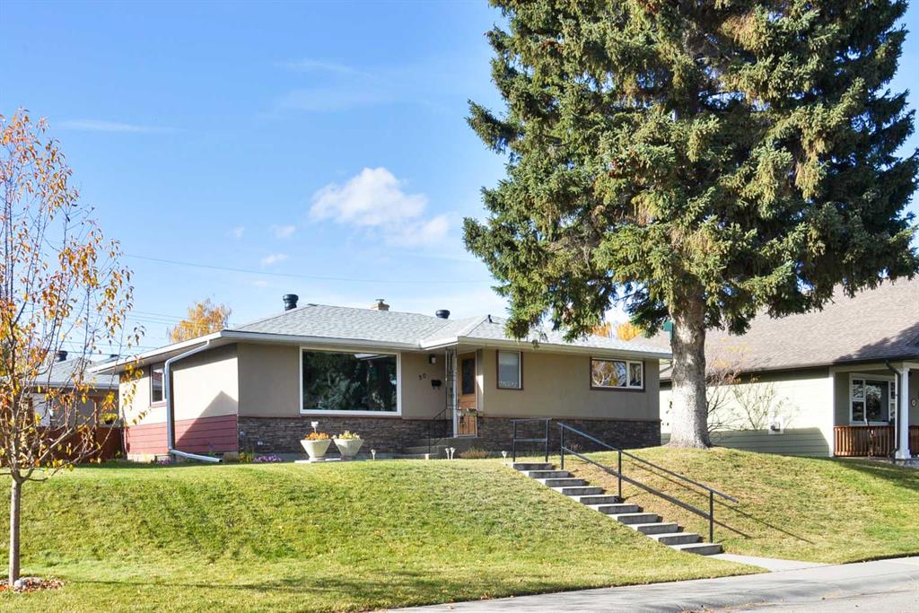 Picture of 50 Grafton Crescent SW, Calgary Real Estate Listing