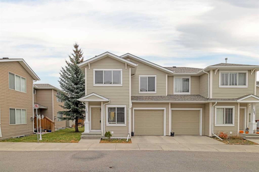 Picture of 111 Bridleridge Manor SW, Calgary Real Estate Listing