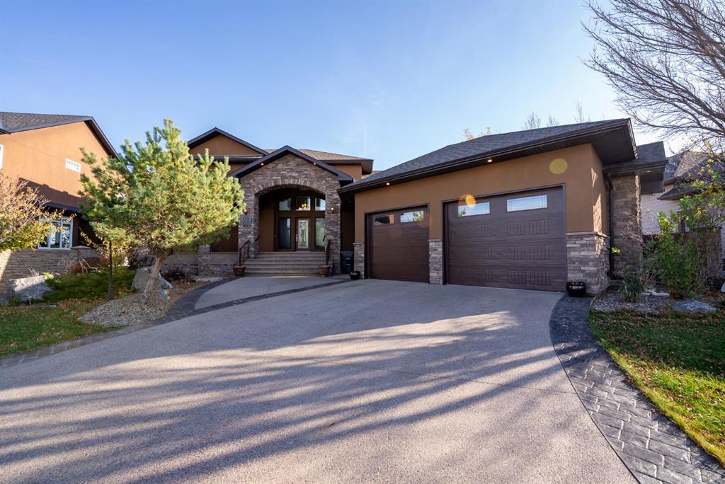 Picture of 135 Stonecrest Point W, Lethbridge Real Estate Listing