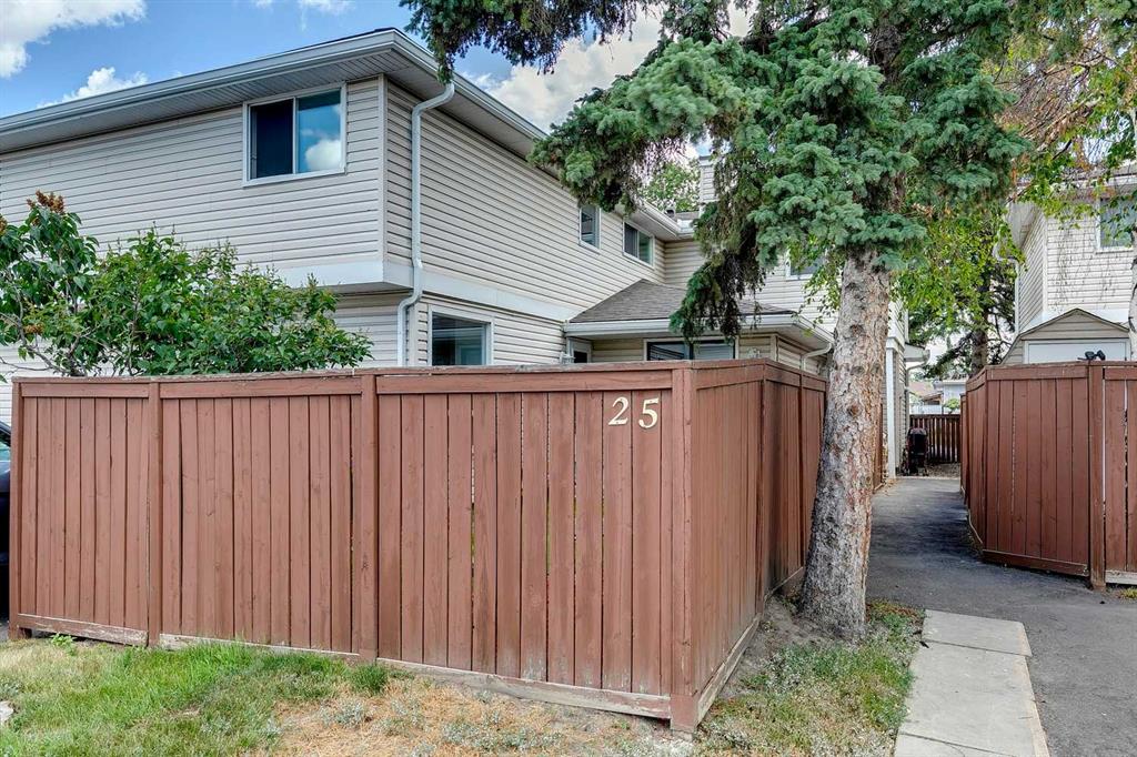 Picture of 25, 1155 Falconridge Drive NE, Calgary Real Estate Listing