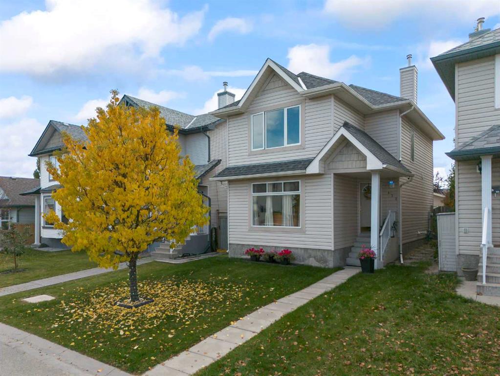 Picture of 172 Cramond Crescent SE, Calgary Real Estate Listing